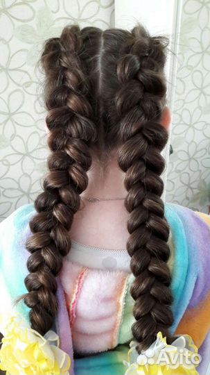 Плетение объемных кос, канекалон, афрорезинки
