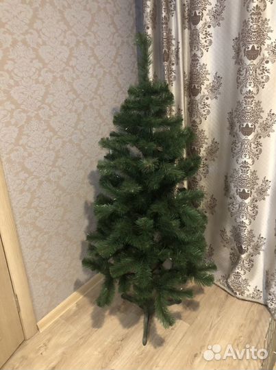 Елка искусственная