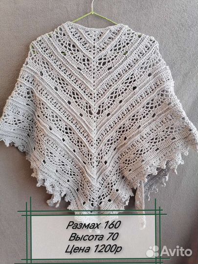 Вязаный платок ручной работы