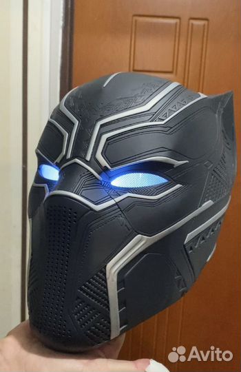 Шлем черная Пантера