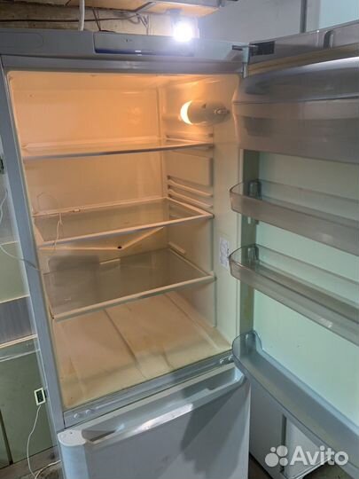 Холодильник indesit no frost