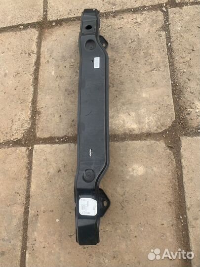 Усилитель заднего бампера BMW F20