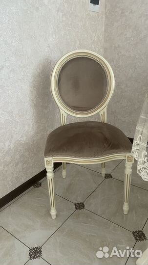 Стулья Медальон