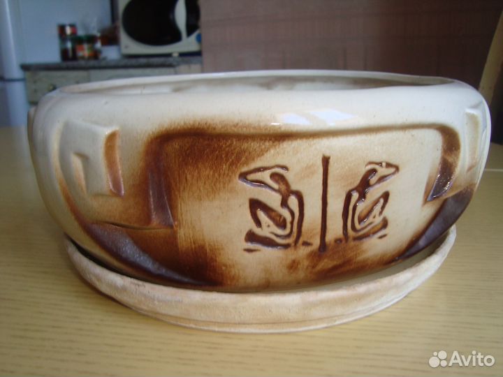 Цветочные горшки и вазы для цветов