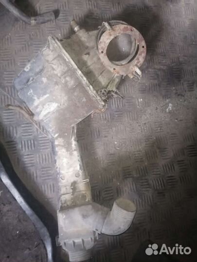 Корпус воздушного фильтра Volkswagen golf