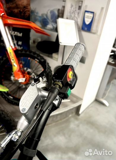 Надежный мотоцикл Avantis A5 (PR300) в наличии