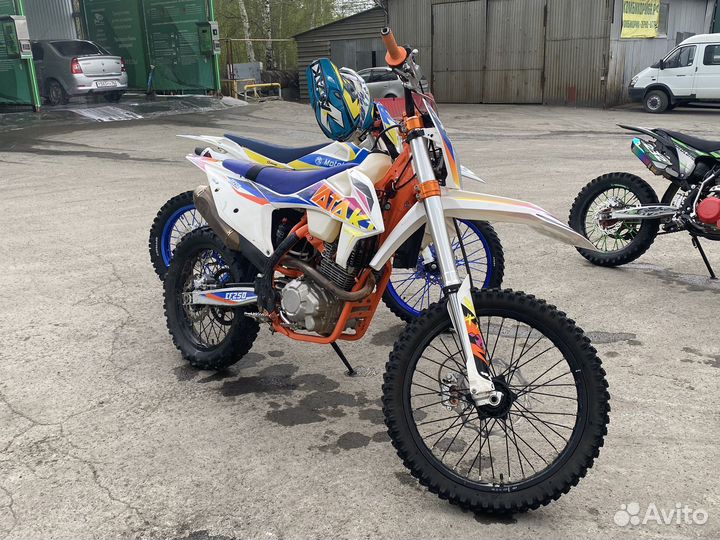 Ataki Ef250R