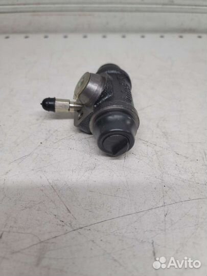 Тормозной цилиндр задний Skoda Felicia