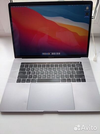 Macbook Pro 15 2019, corei9, 16GB RAM, 512GB SSD