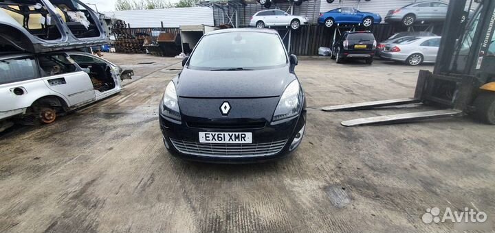 Пластик салона Renault Grand Scenic 3