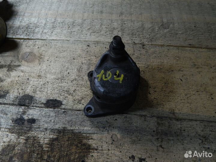 Натяжитель ремня Mercedes m104 w124 w210 w140 w202