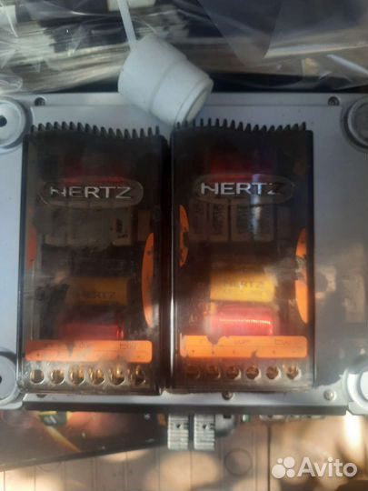 Hertz 2W.10