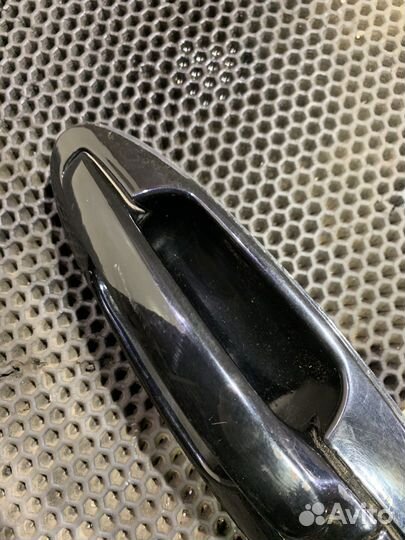 Ручка двери передняя левая Hyundai Sonata EF 4