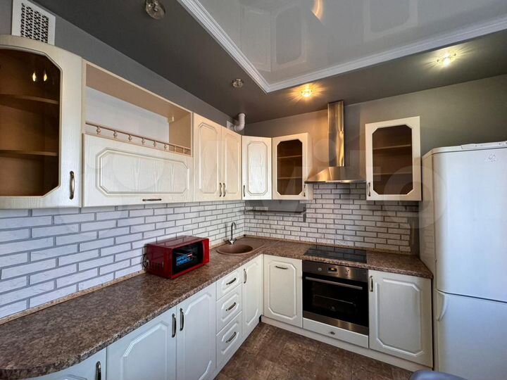 2-к. квартира, 55 м², 7/17 эт.