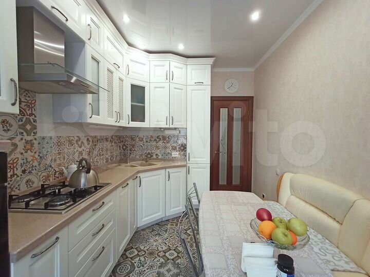 4-к. квартира, 94 м², 2/9 эт.