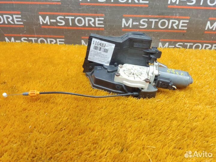 Замок двери задний правый Bmw 7-Series E66/65