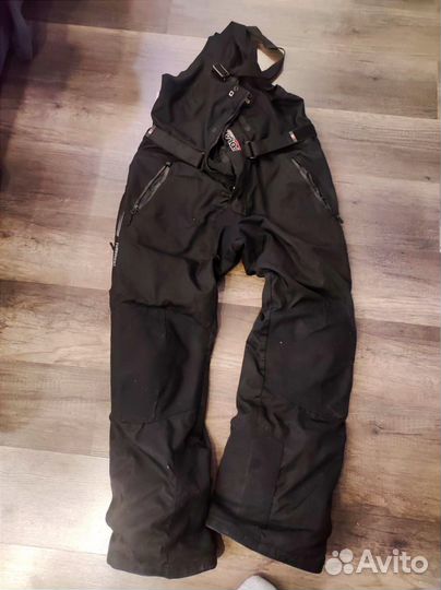 Снегоходный костюм