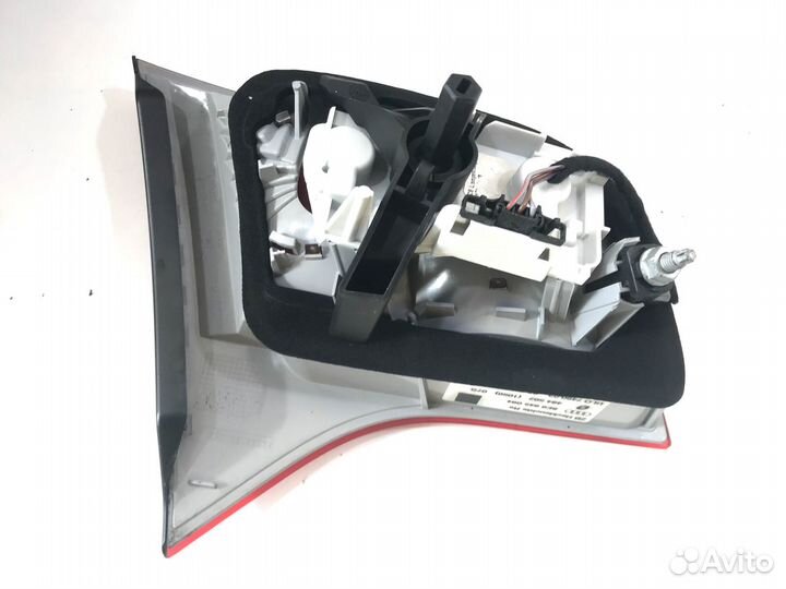 Фонарь задний правый Audi A4 B7