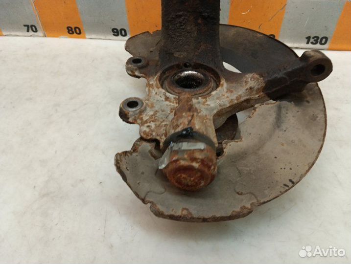 Кулак поворотный передний правый Ford Focus 2 1.6