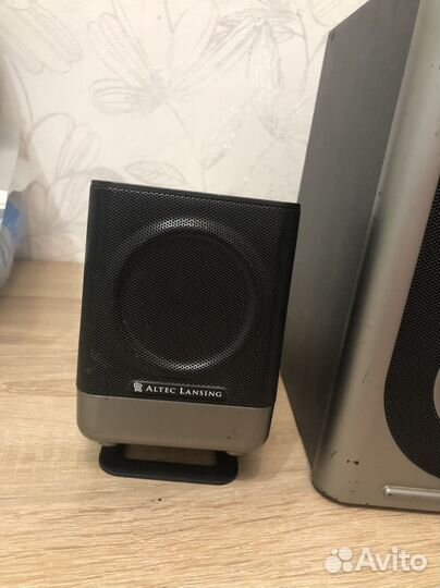Колонки Altec Lansing