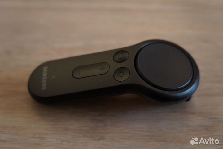 Очки виртуальной реальности Samsung Gear VR