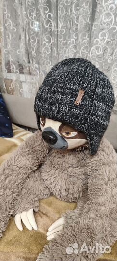 Мужская зимняя шапка вязаная