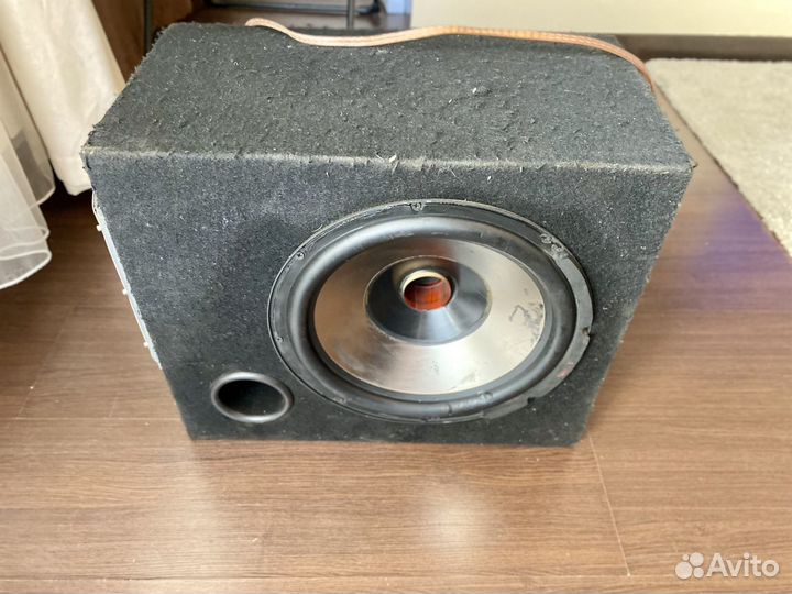 Сабвуфер mystery