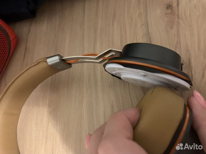 Наушники брак (требуют ремонт/на запчасти)