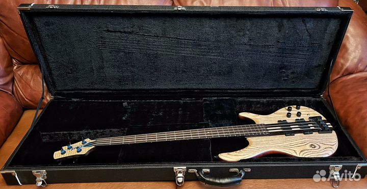 Бас гитара 4 струнная Cort A4 Ultra Ash с кейсом