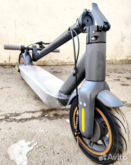 Электросамокат новый