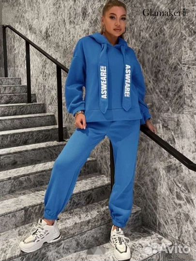 Новый спортивный костюм осень-зима-весна