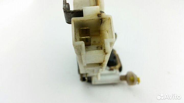 Замок двери передний левый Nissan Pulsar SN15 CD20