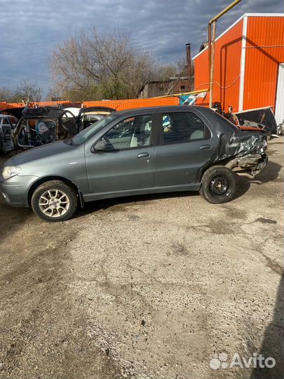 FIAT Albea 1.4 МТ, 2009, битый, 107 000 км