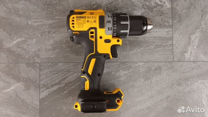 Шуруповерт Dewalt DCD791