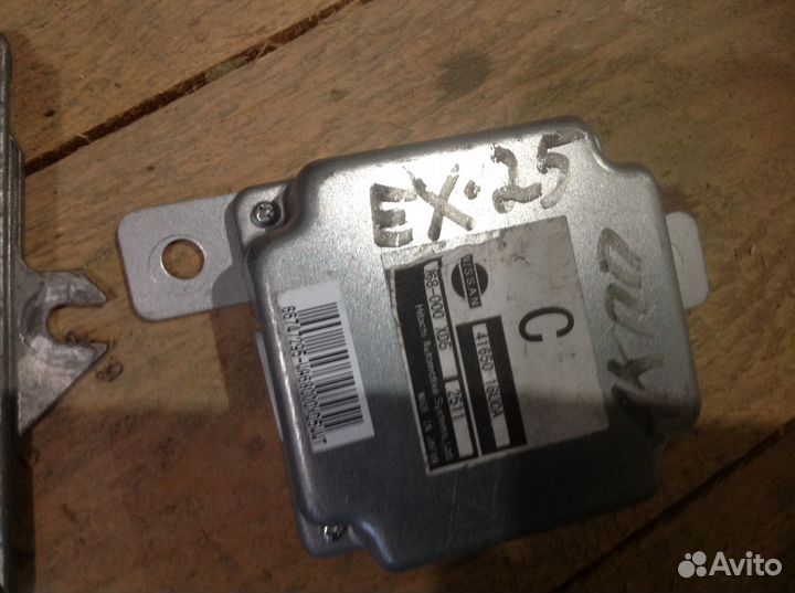 Блок управления раздаткой Infiniti ex