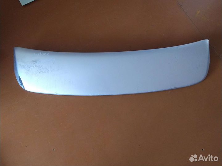 Спойлер на toyota corolla 121