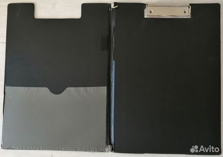 Канцелярский набор: папки А4, степлер, ручки