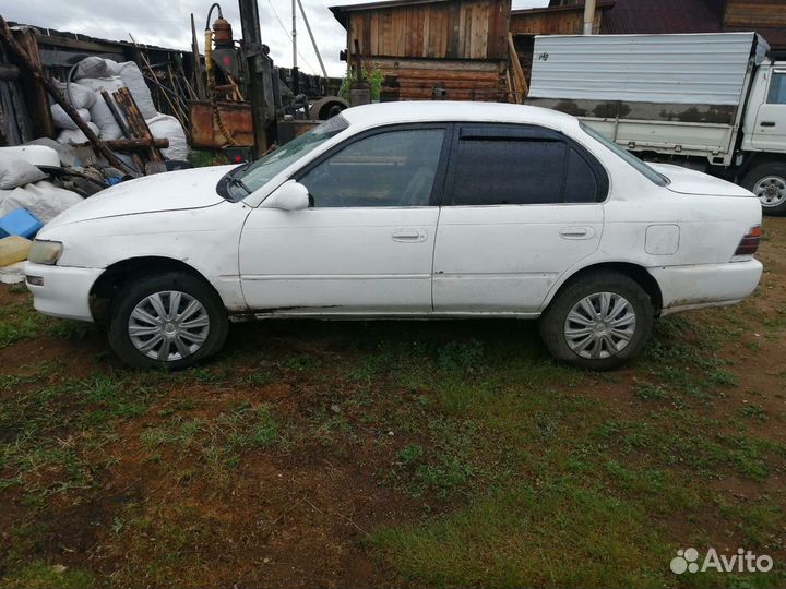 Toyota Corolla 1.6 МТ, 1990, битый, 165 538 км