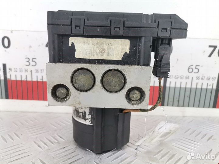 Блок ABS для Volkswagen Golf 3 3A0907379