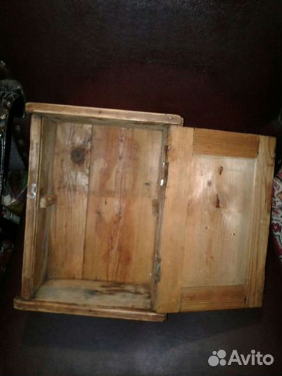 Старинные аптечные шкафчики