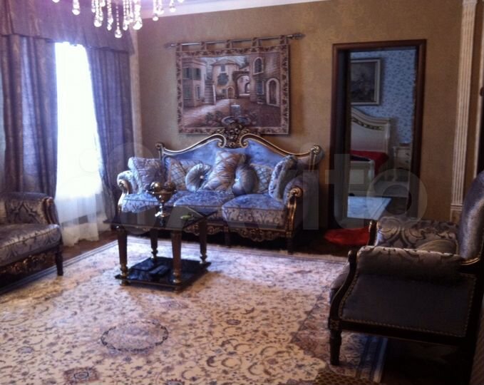 Дом 220 м² на участке 6 сот.