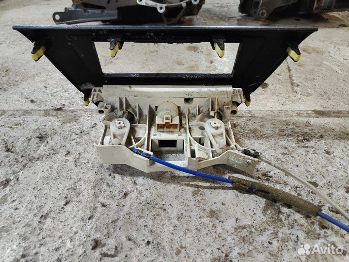 Блок управления отопителем Лансер 9