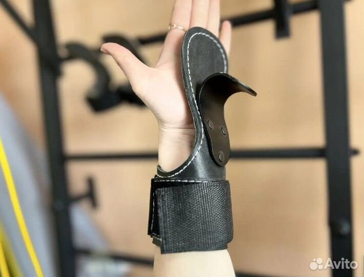 Крюки на руки для турника и тяги