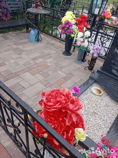 Благоустройство мест захоронений на кладбищах