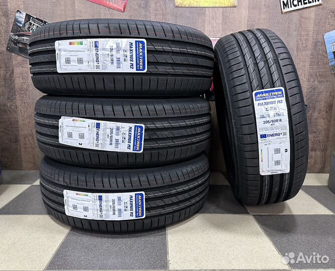 Maxtrek Maximus M2 205/60 R16