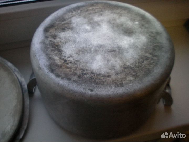 Кастрюля 60-х годов 20-го века, подставка под горя