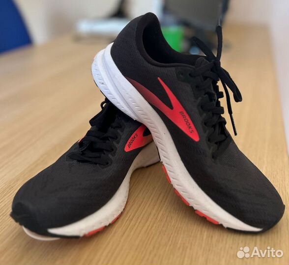 Кроссовки Brooks launch 7