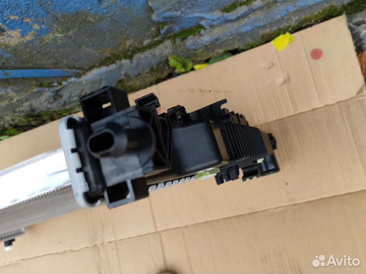 Радиатор охлаждения Мерседес w164 ML GL w251 R кла