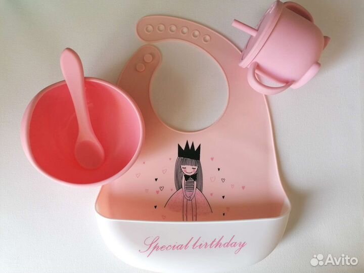 Посуда для прикорма, силиконовый нагрудник