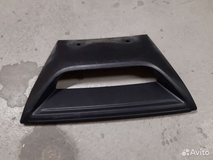 Накладка противотуманного фонаря Mazda 3 BM